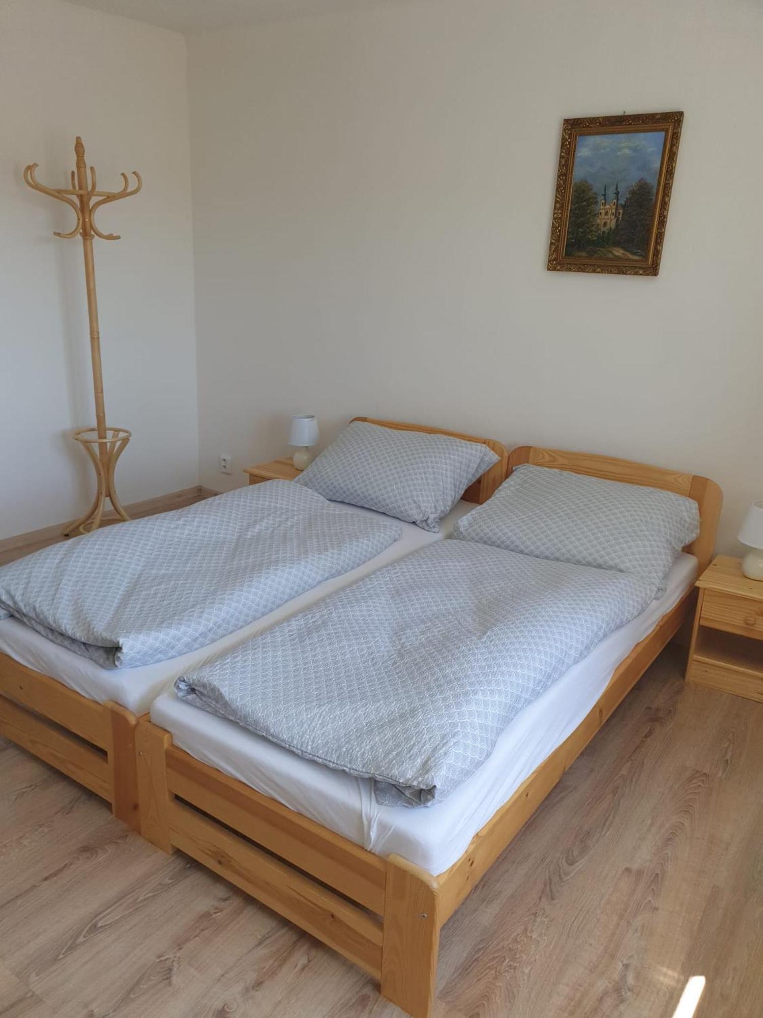 U-Aldy Apartment Velke Losiny Bagian luar foto